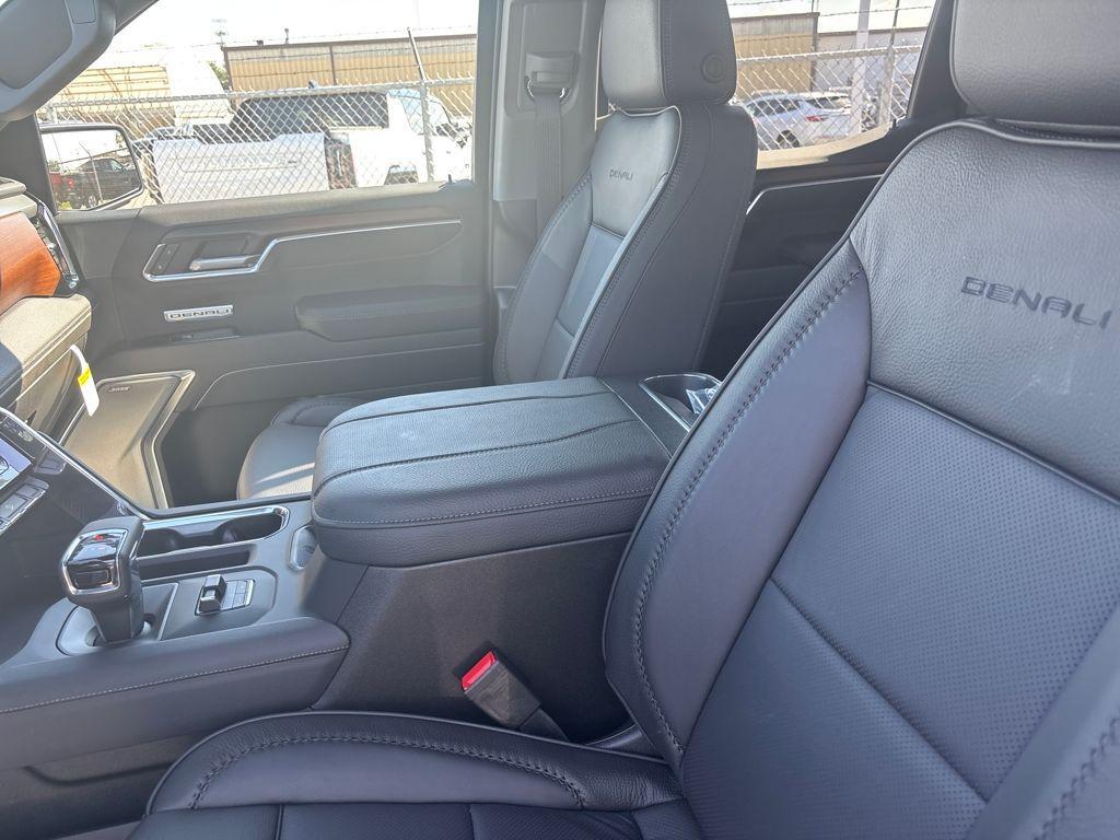 new 2026 GMC Sierra 1500 car, priced at $72,139