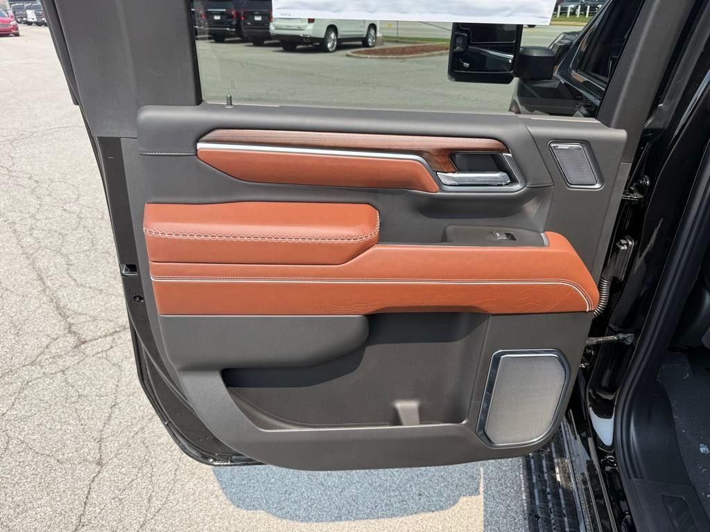 new 2025 GMC Sierra 2500 car, priced at $91,585
