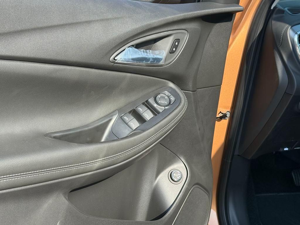 new 2025 Buick Encore GX car, priced at $26,244
