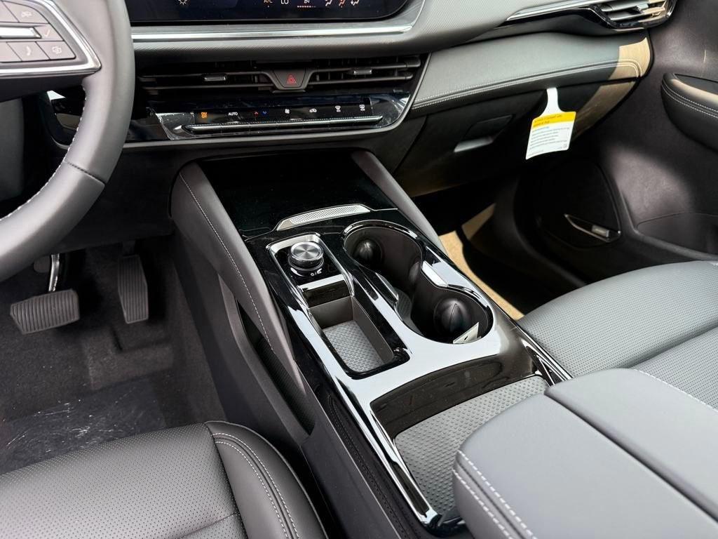 new 2025 Buick Envision car, priced at $35,319