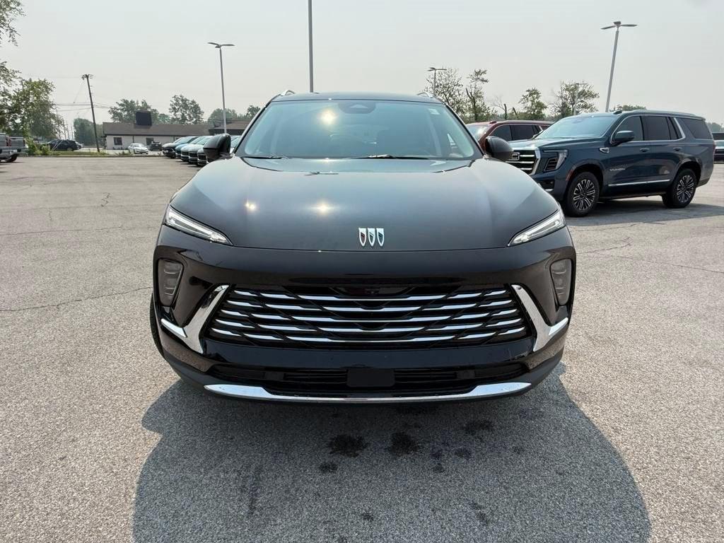 new 2025 Buick Envision car, priced at $35,319