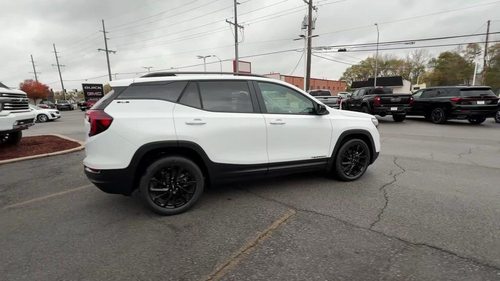 new 2024 GMC Terrain car, priced at $30,011