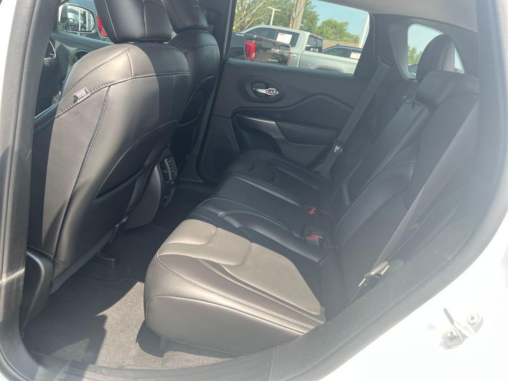 used 2020 Jeep Cherokee car, priced at $19,375