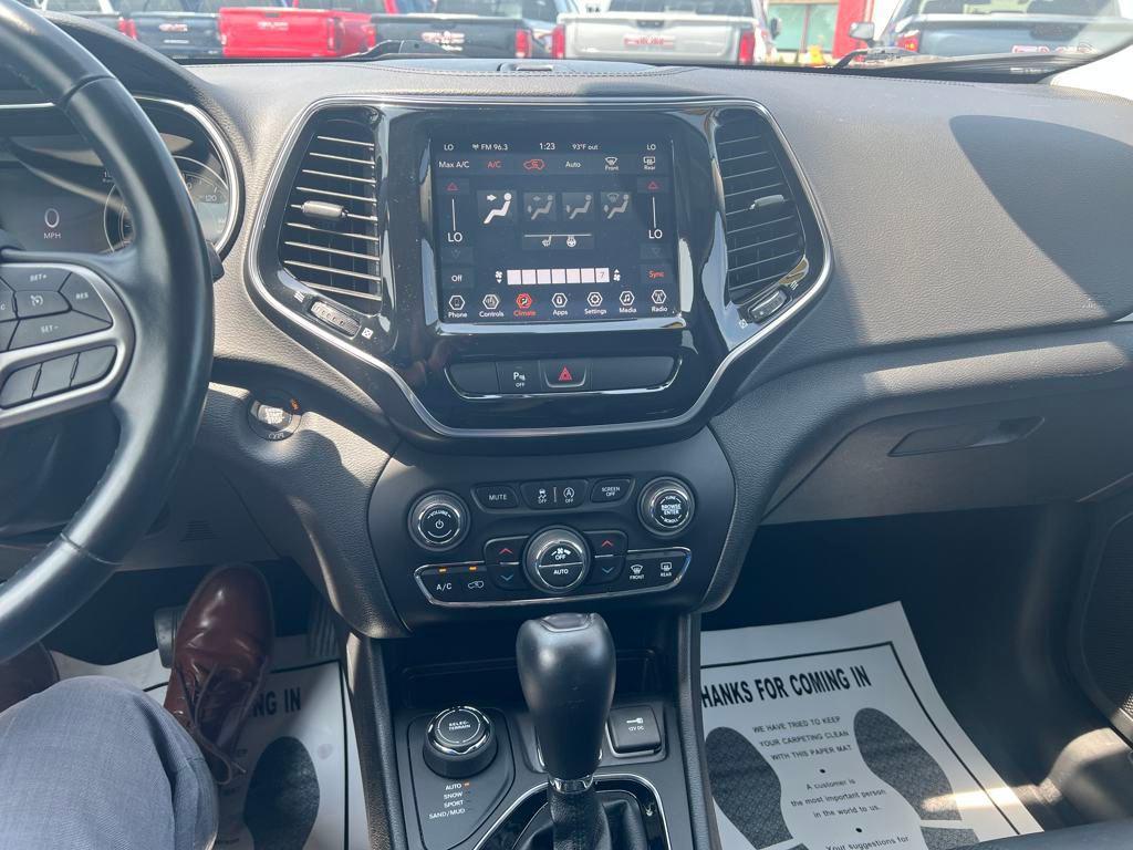 used 2020 Jeep Cherokee car, priced at $19,375