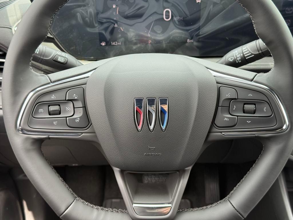new 2025 Buick Envista car, priced at $25,896