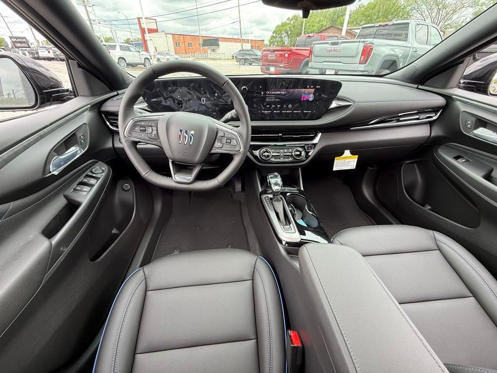 new 2025 Buick Envista car, priced at $28,444
