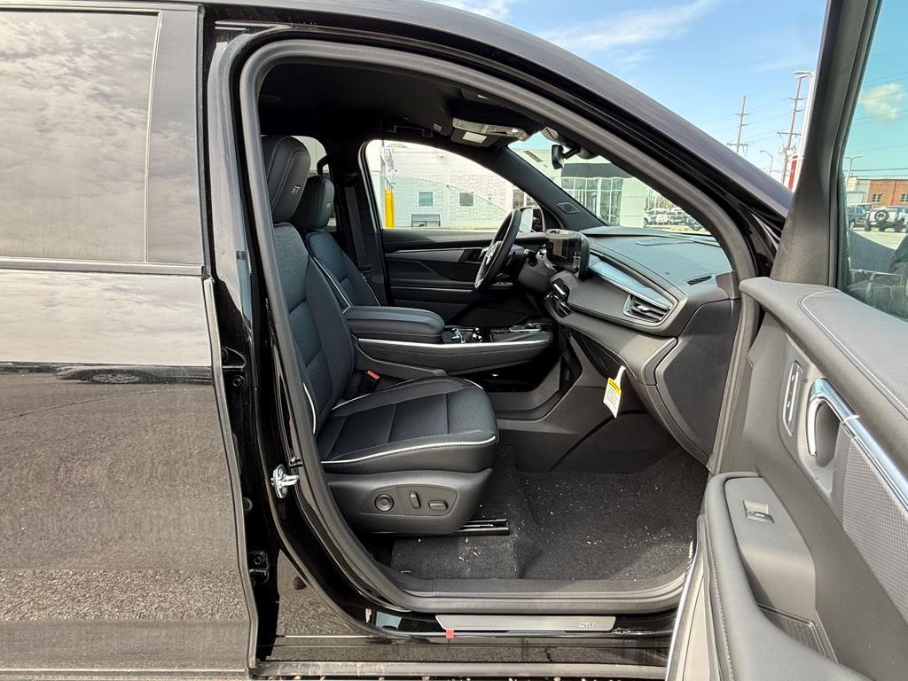 new 2025 Buick Enclave car, priced at $47,734