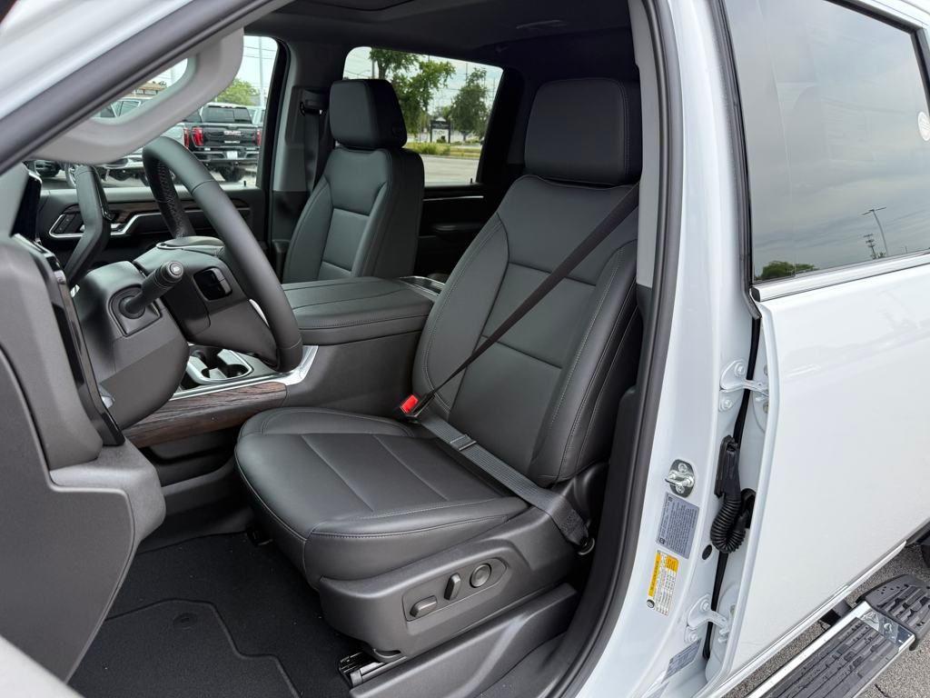new 2025 GMC Sierra 2500 car, priced at $66,761
