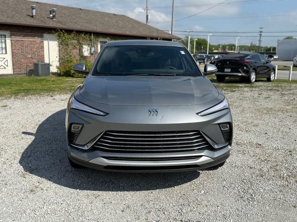 new 2025 Buick Envista car, priced at $25,940