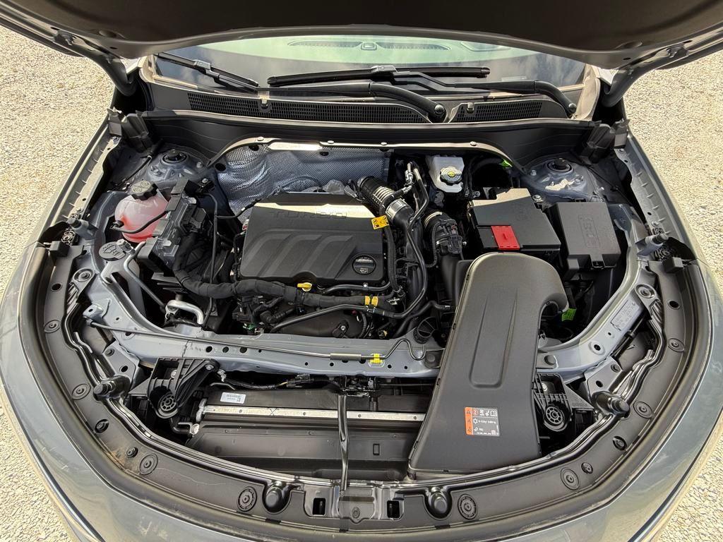 new 2025 Buick Envista car, priced at $25,940