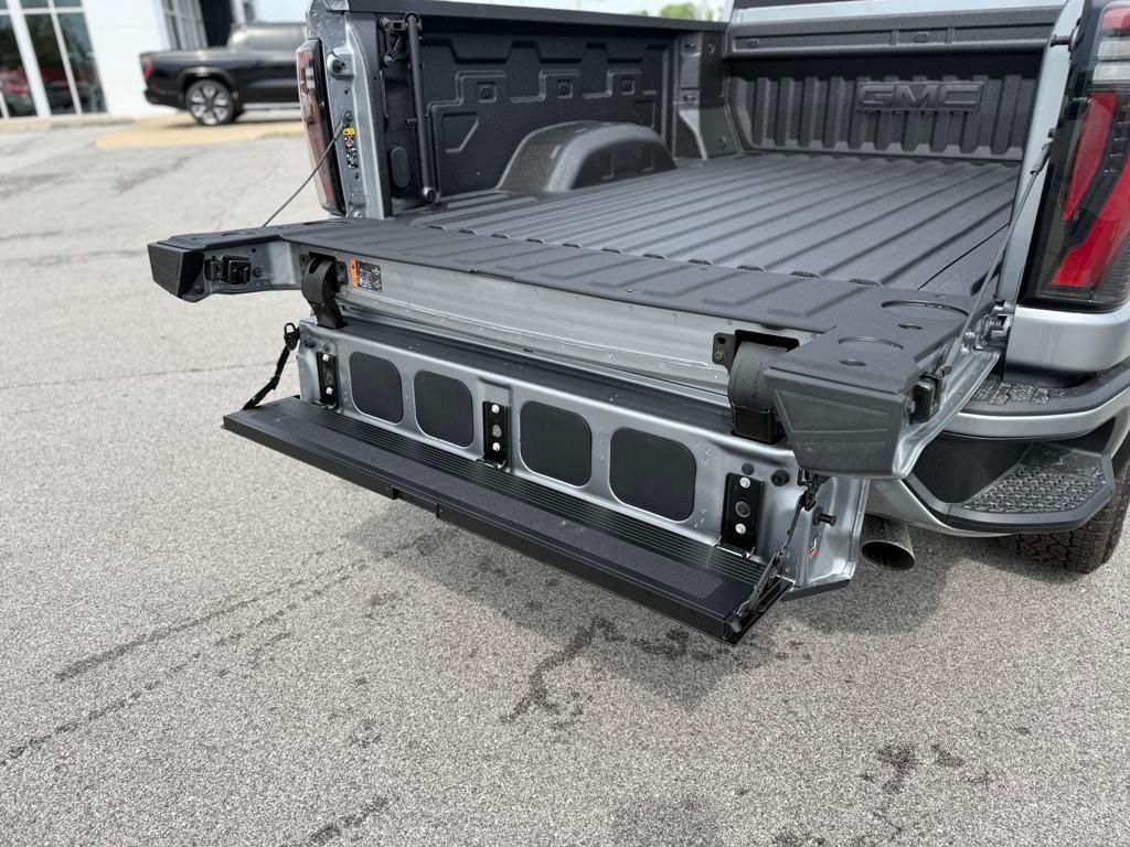 new 2025 GMC Sierra 2500 car, priced at $72,572
