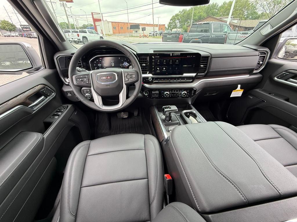 new 2025 GMC Sierra 1500 car, priced at $58,632