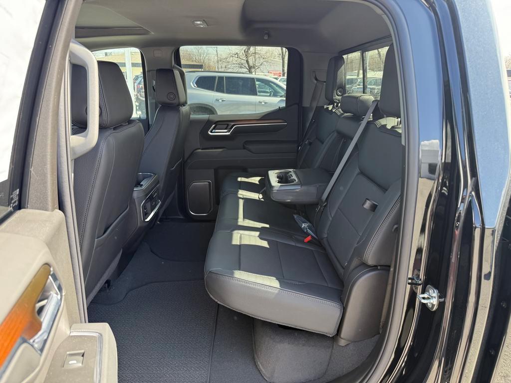 new 2025 GMC Sierra 1500 car, priced at $69,600