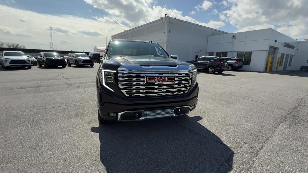 new 2025 GMC Sierra 1500 car, priced at $69,600
