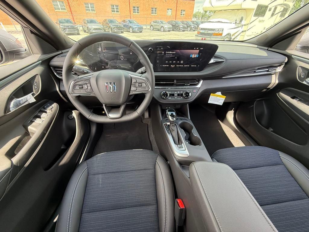 new 2025 Buick Envista car, priced at $26,900