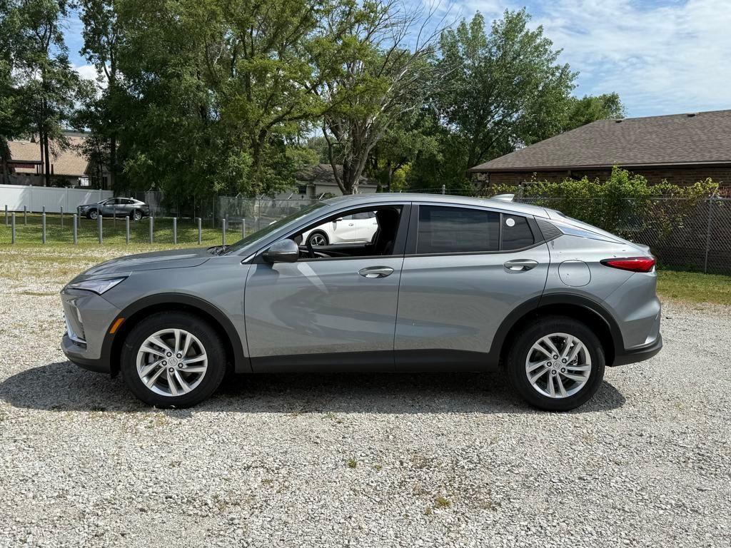 new 2025 Buick Envista car, priced at $26,900