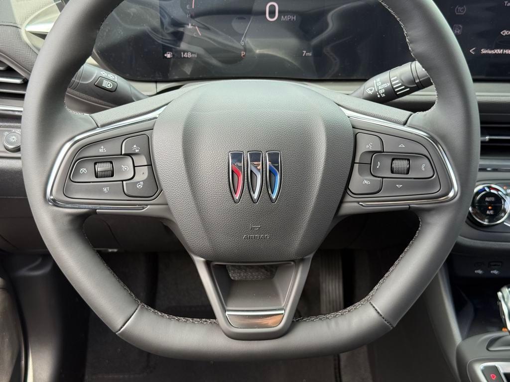 new 2025 Buick Envista car, priced at $26,900