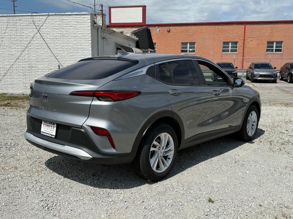 new 2025 Buick Envista car, priced at $26,900