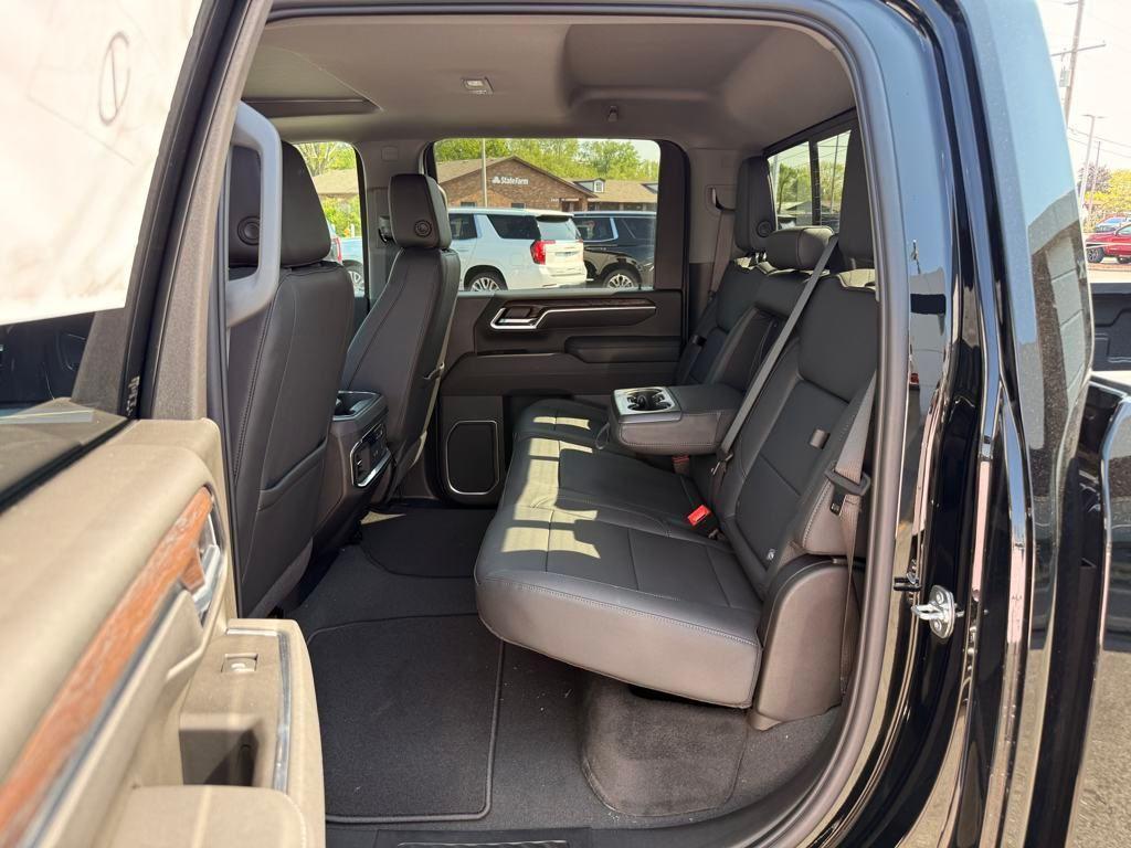 new 2025 GMC Sierra 2500 car, priced at $76,929