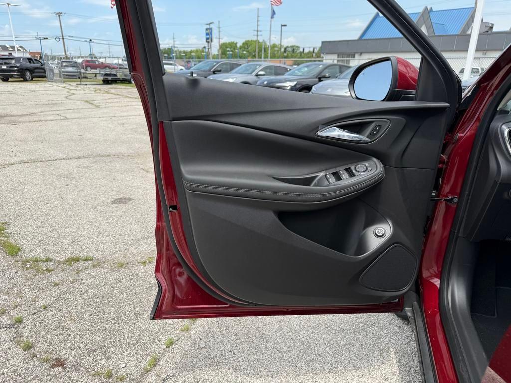 new 2025 Buick Encore GX car, priced at $25,959