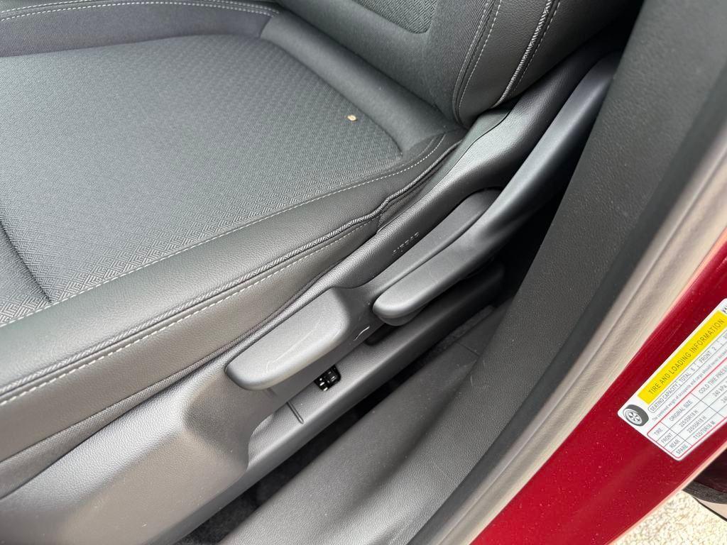 new 2025 Buick Encore GX car, priced at $25,959