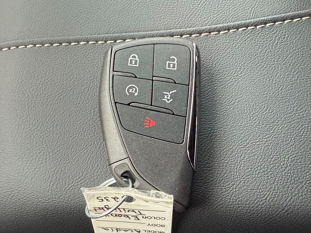 new 2025 GMC Acadia car, priced at $45,220