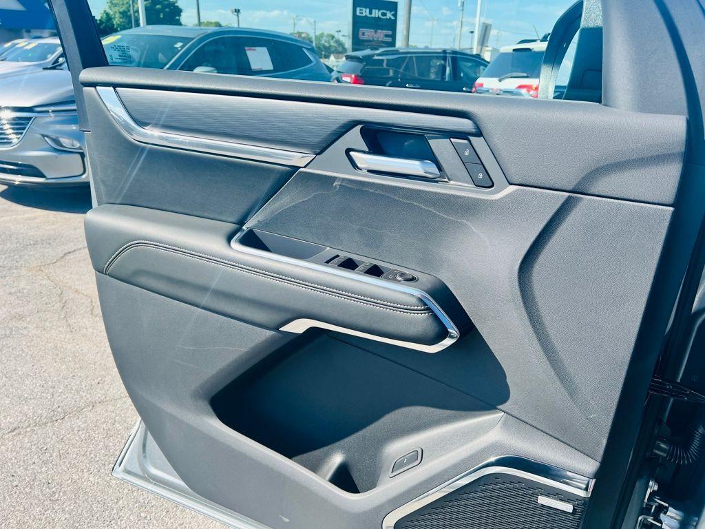 new 2026 GMC Acadia car, priced at $49,975