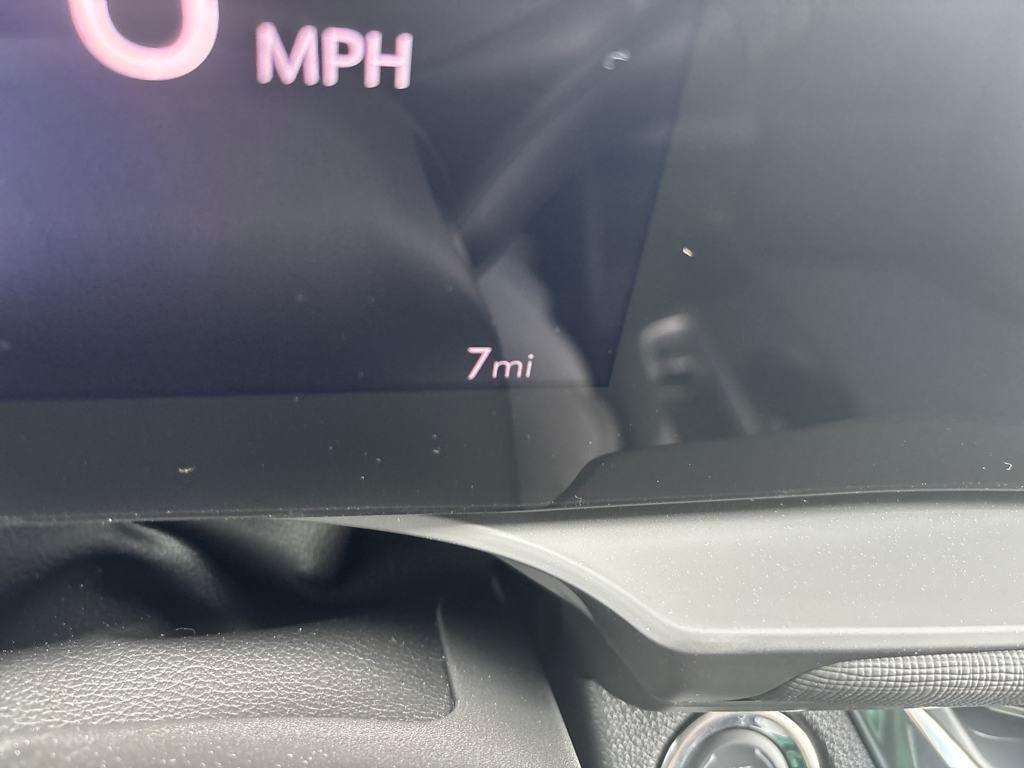 new 2025 Buick Envista car, priced at $25,371