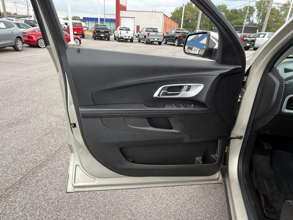 used 2016 Chevrolet Equinox car, priced at $14,975