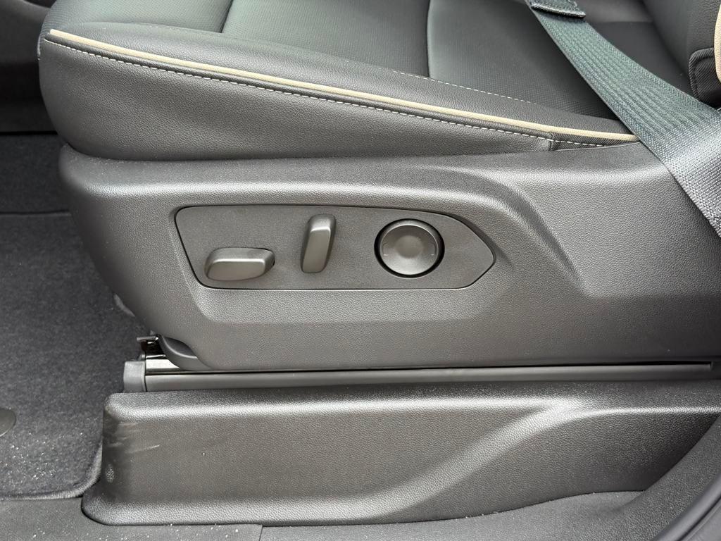 new 2025 GMC Yukon car, priced at $73,610
