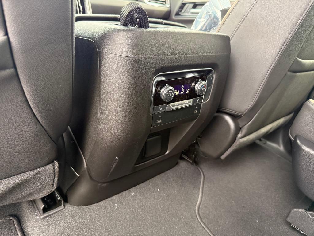 new 2025 GMC Yukon car, priced at $73,610