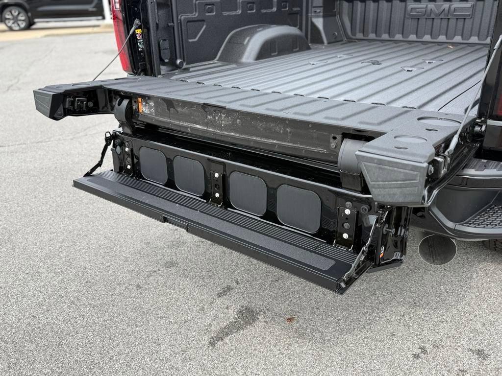new 2025 GMC Sierra 2500 car, priced at $77,786
