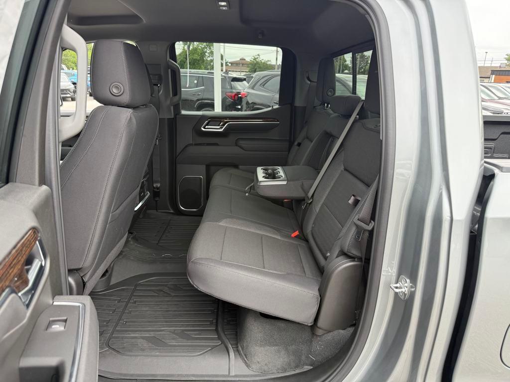 new 2025 GMC Sierra 1500 car, priced at $57,892