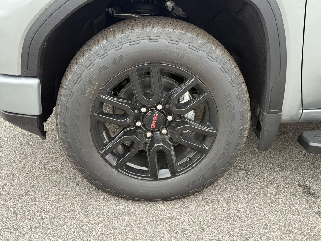 new 2025 GMC Sierra 1500 car, priced at $57,892
