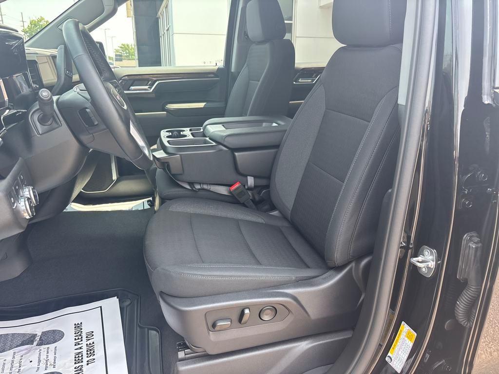 used 2024 GMC Sierra 1500 car, priced at $49,975