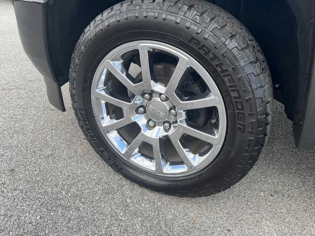 used 2018 GMC Sierra 1500 car, priced at $23,775