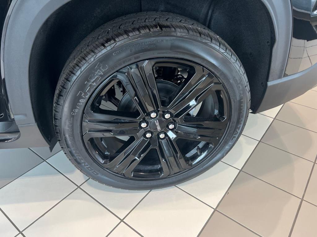 new 2025 GMC Acadia car, priced at $44,831