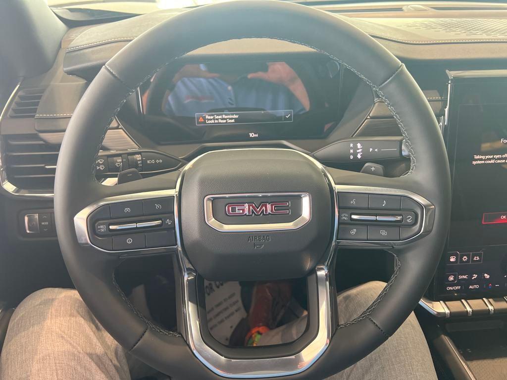 new 2025 GMC Acadia car, priced at $44,831