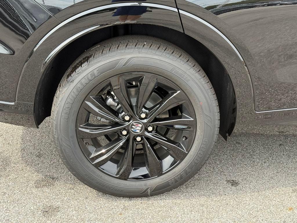 new 2025 Buick Envista car, priced at $27,412