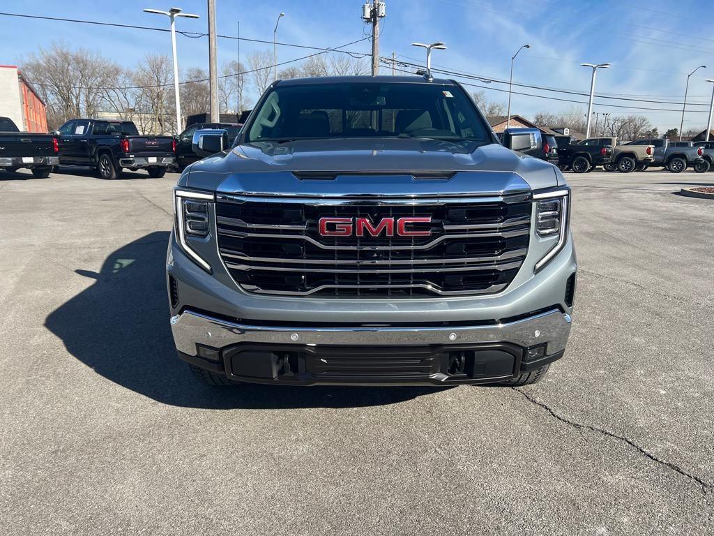 new 2025 GMC Sierra 1500 car, priced at $57,923