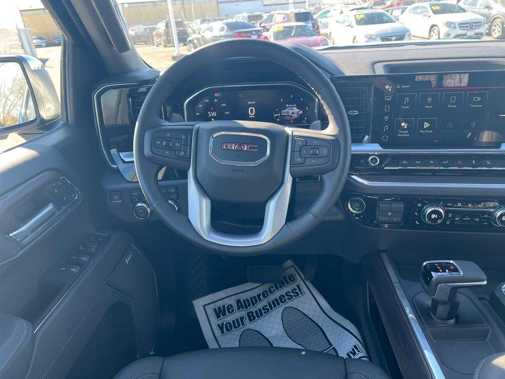 new 2025 GMC Sierra 1500 car, priced at $57,923