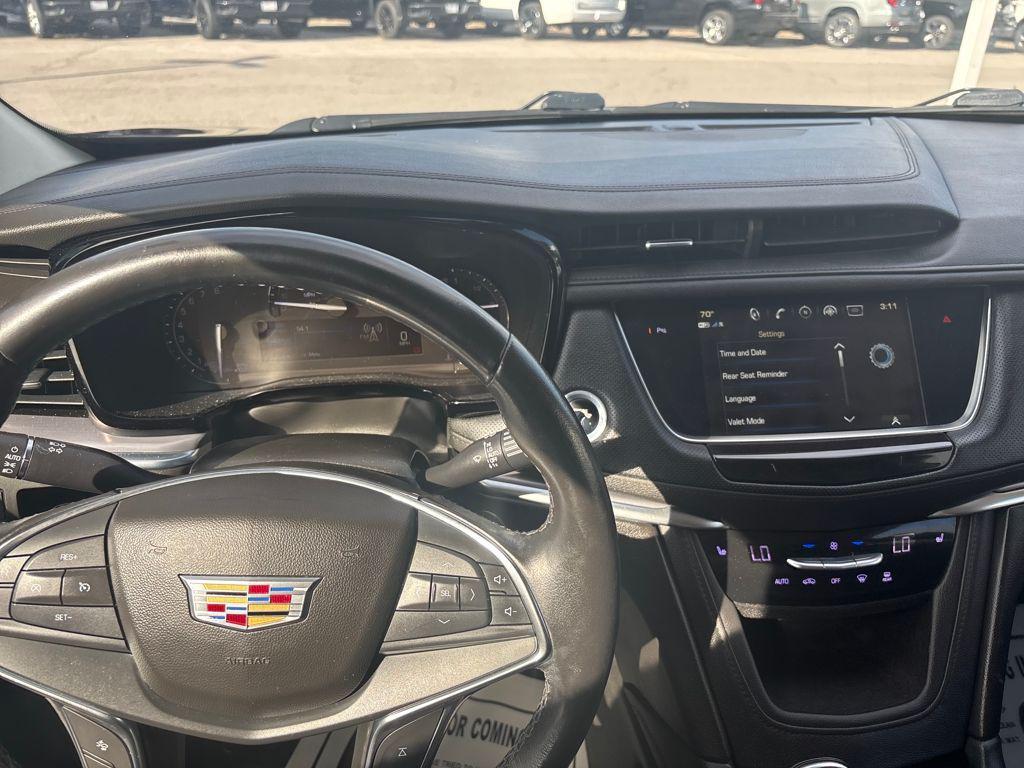 used 2018 Cadillac XT5 car, priced at $17,575