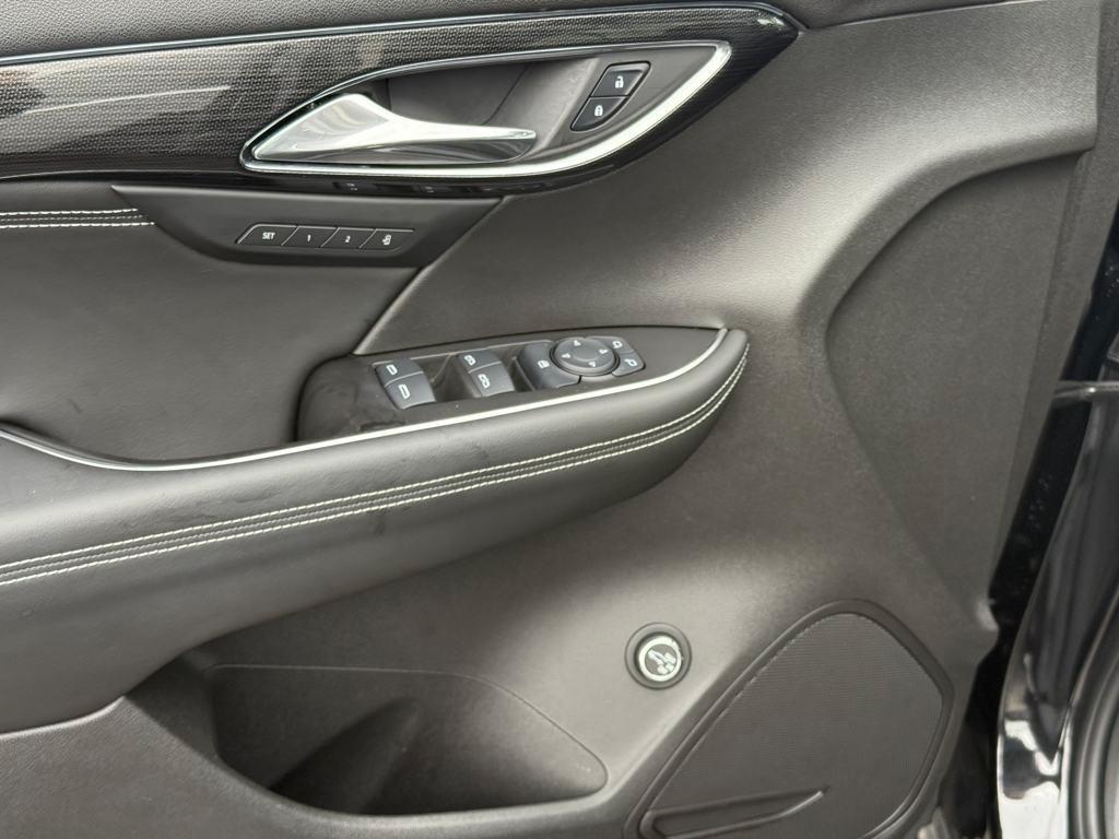 used 2022 Buick Envision car, priced at $25,975
