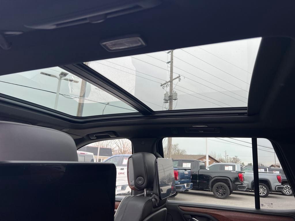 used 2023 GMC Yukon car, priced at $74,875