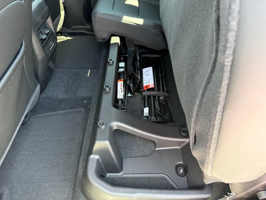 new 2025 GMC Canyon car, priced at $45,657