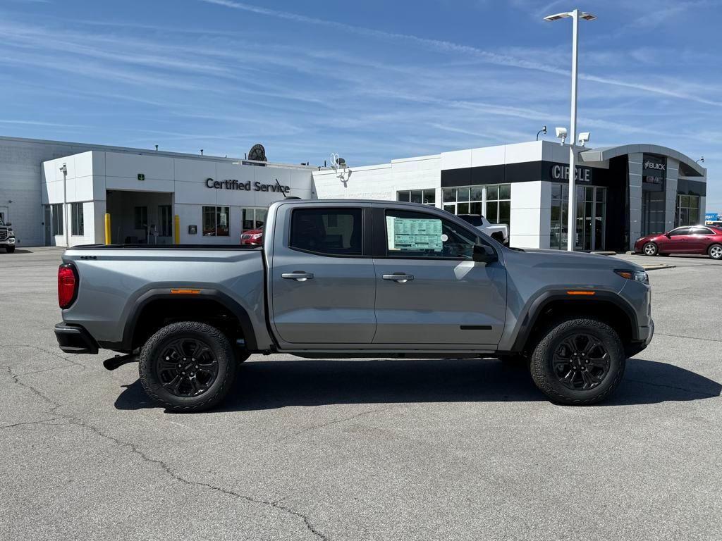 new 2025 GMC Canyon car, priced at $45,657