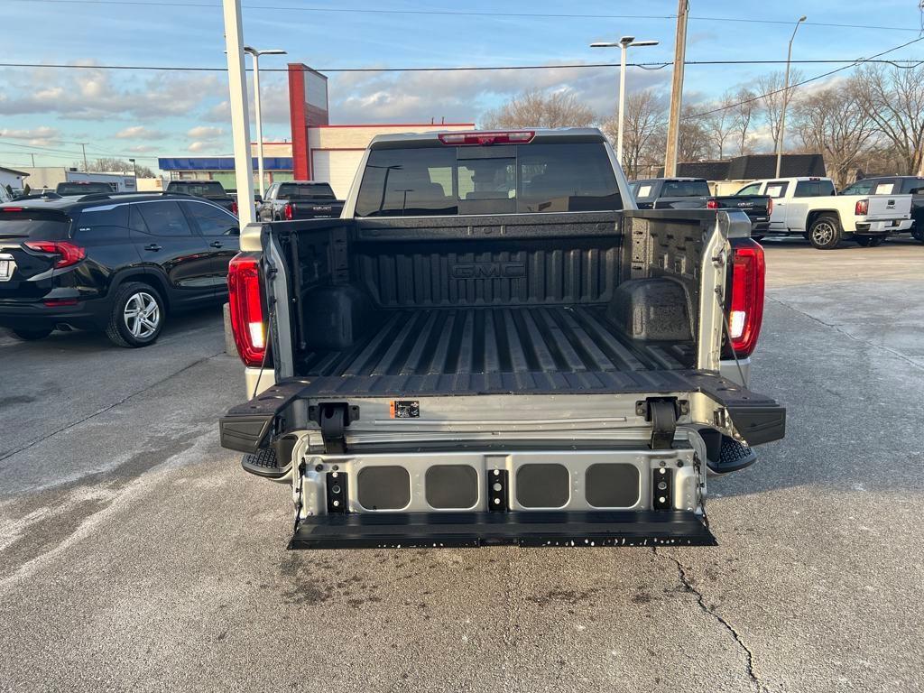 new 2025 GMC Sierra 1500 car, priced at $69,105