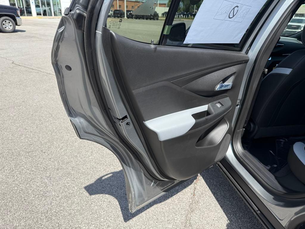new 2025 Buick Envista car, priced at $26,084