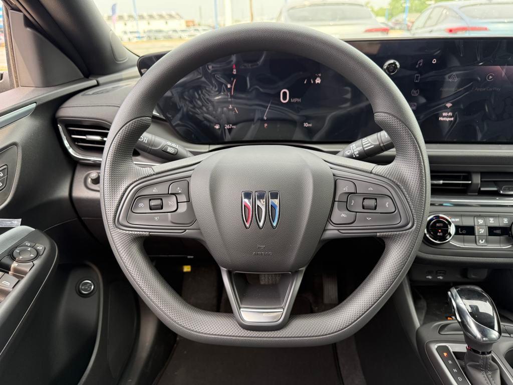 new 2025 Buick Envista car, priced at $25,940