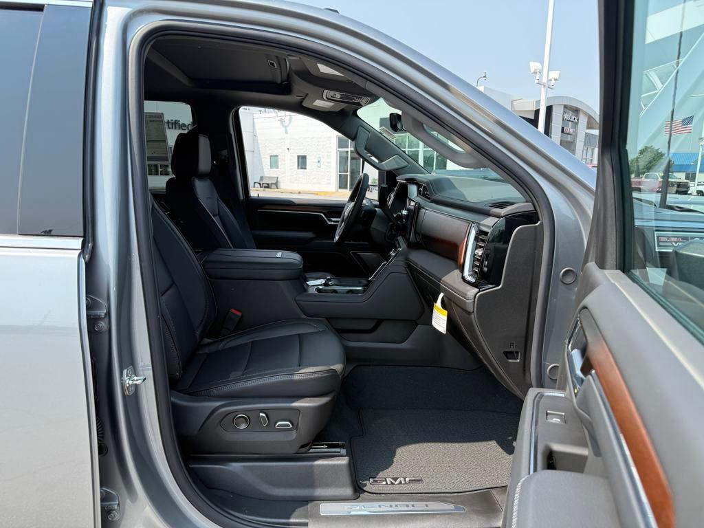 new 2025 GMC Sierra 2500 car, priced at $73,166